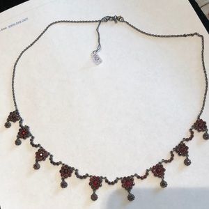 Silver garnet necklace